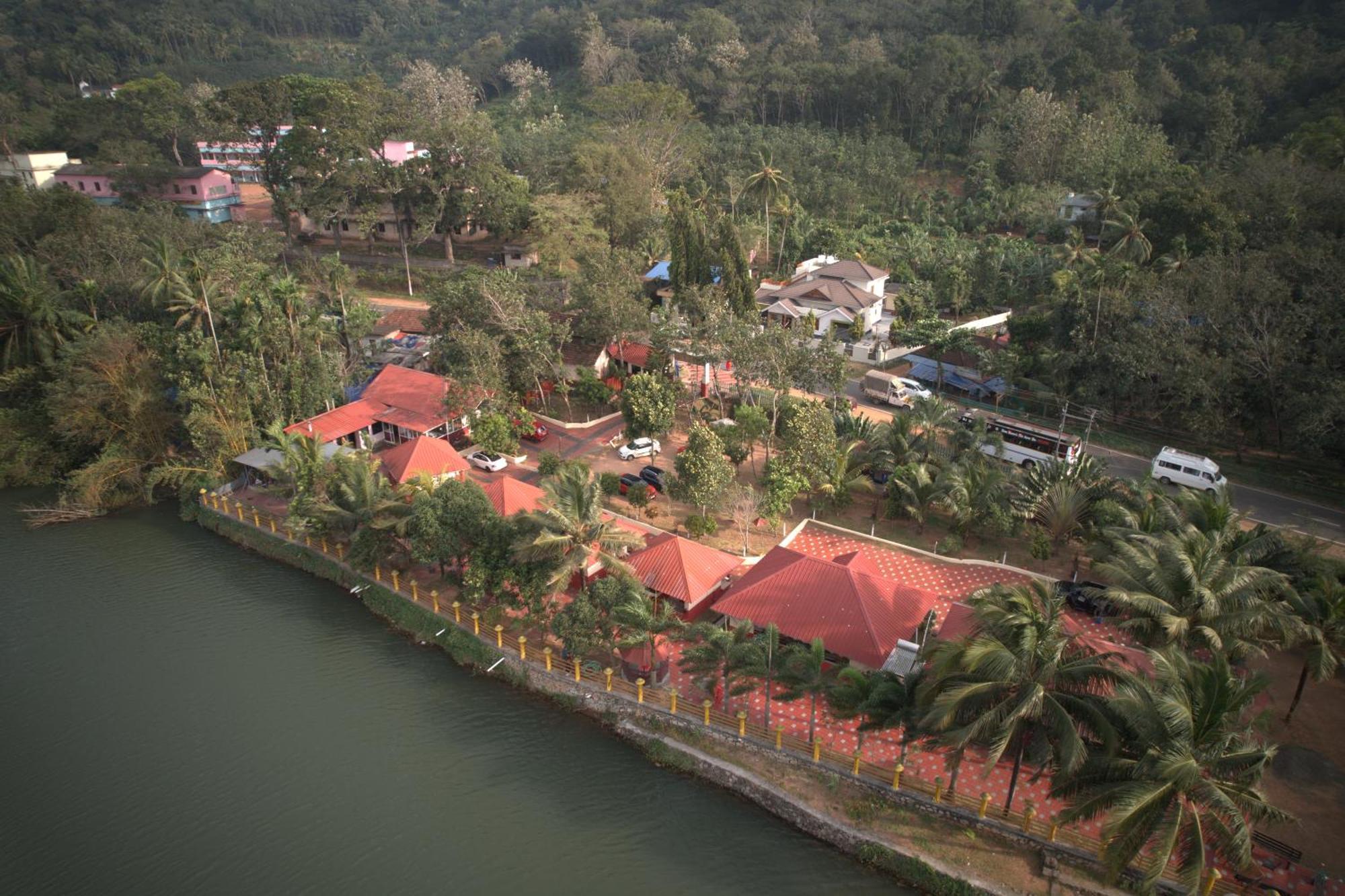 Kandamath Heritage Resort Kolattupuzha 외부 사진